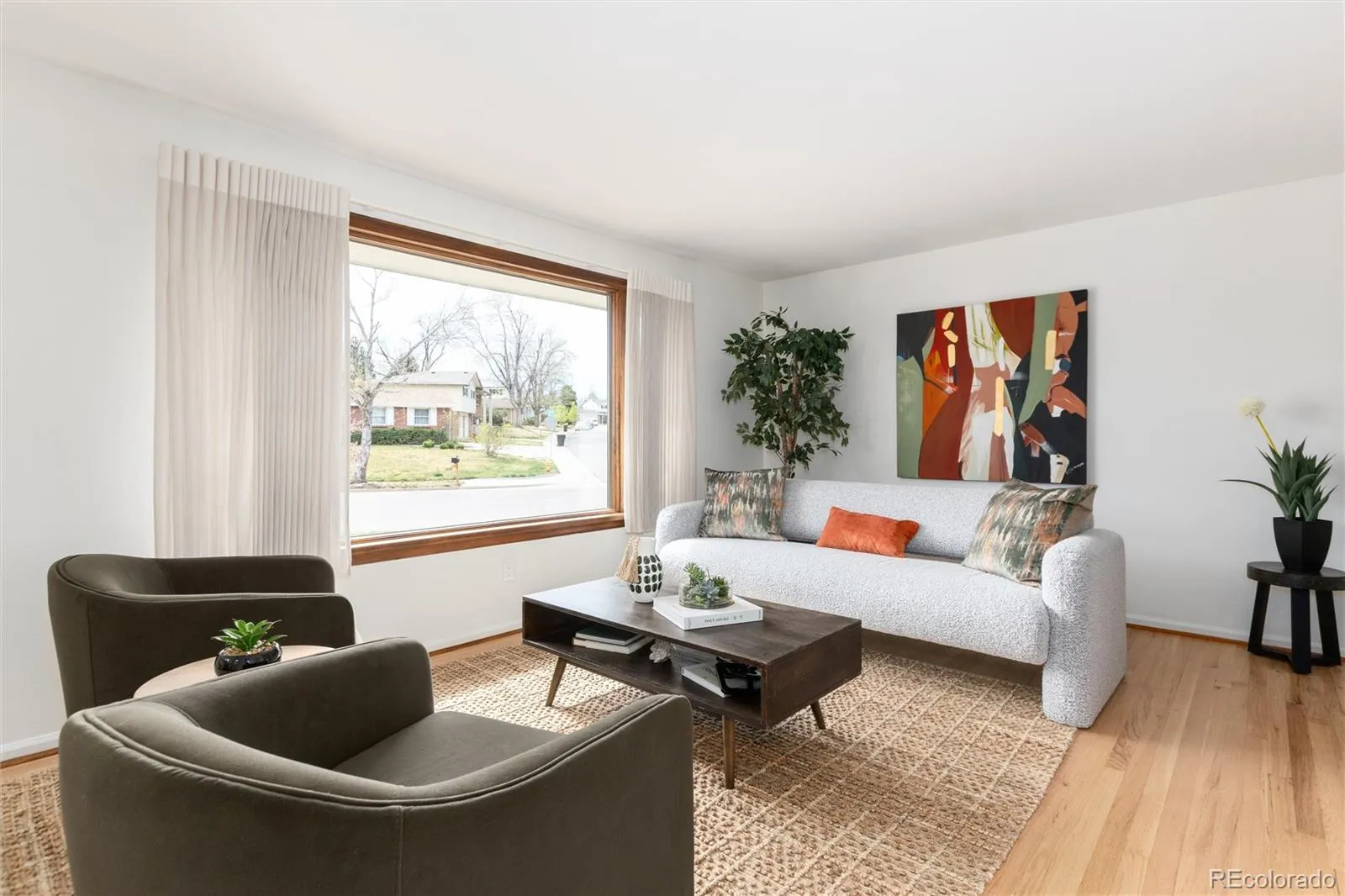 04102026152809 1600 4