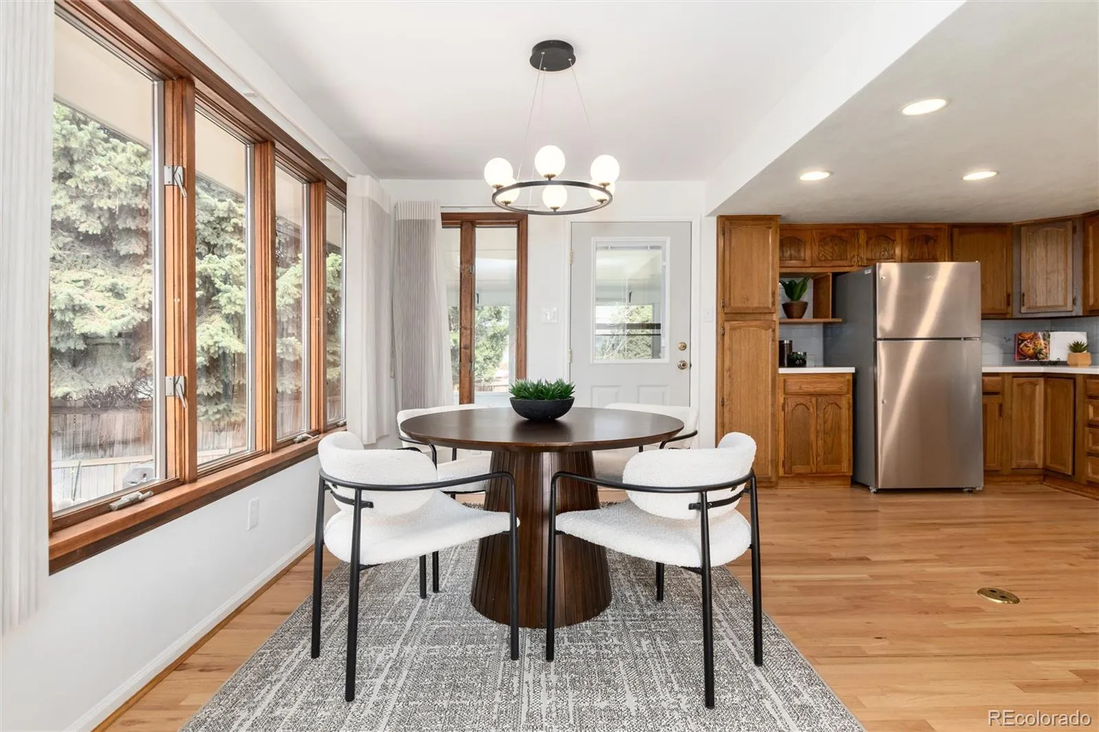 04102026152809 1600 9