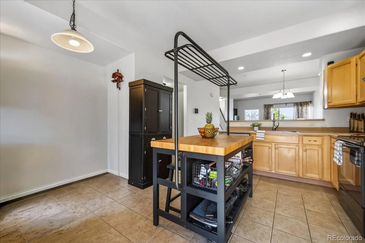 18767 E Yale Circle #B Aurora CO 80013 | MLS #REC9116711 07162026224109 1200 10