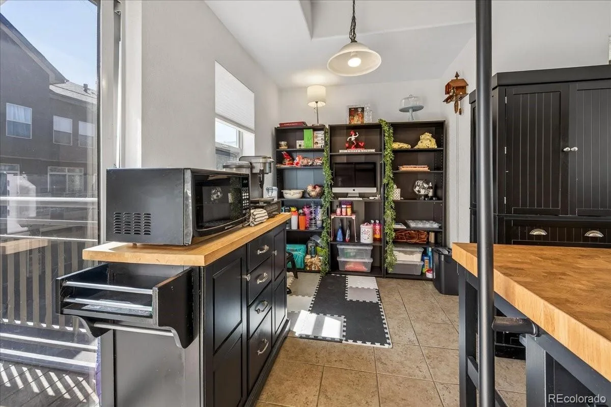 18767 E Yale Circle #B Aurora CO 80013 | MLS #REC9116711 07162026224109 1200 12