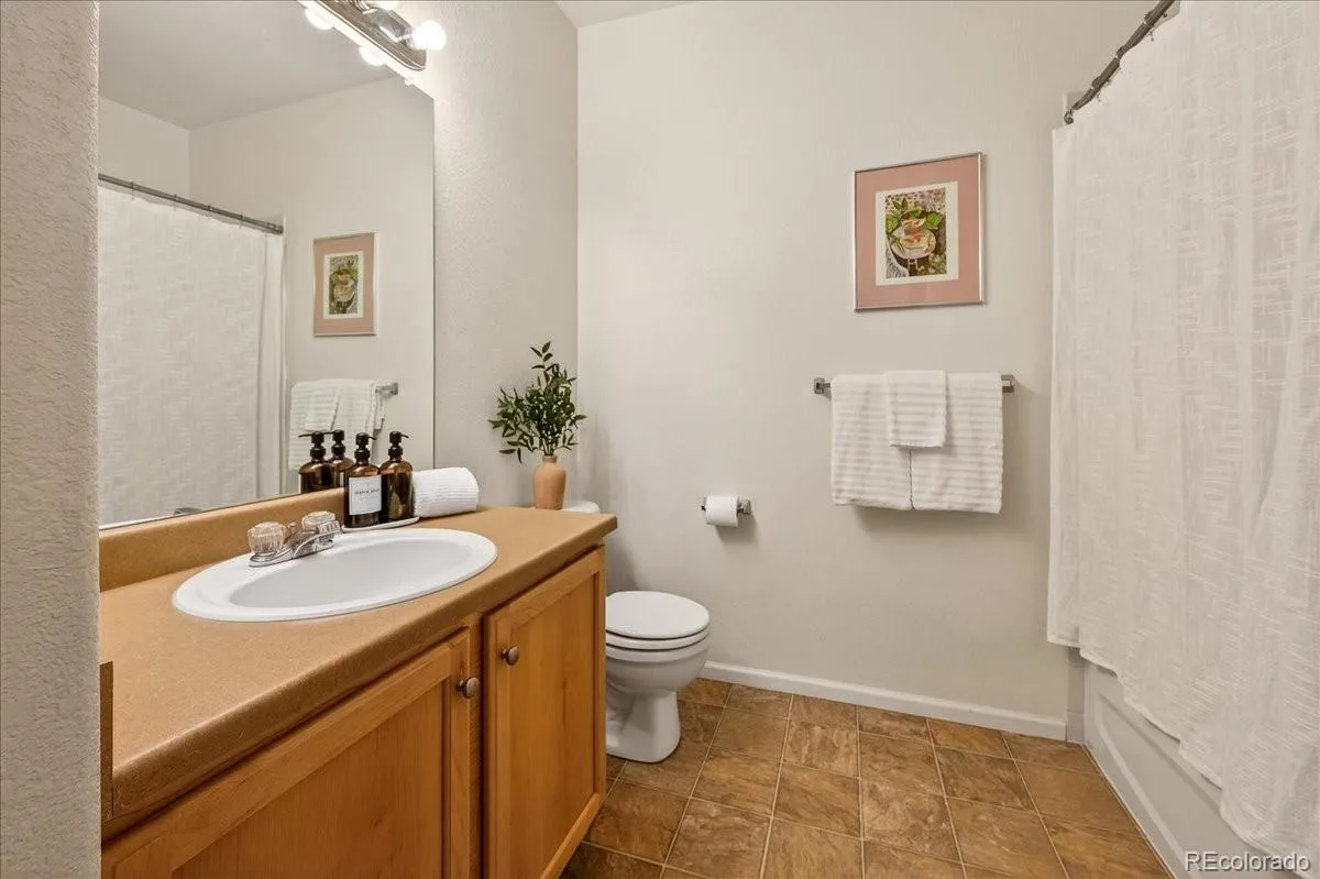 18767 E Yale Circle #B Aurora CO 80013 | MLS #REC9116711 07162026224109 1200 22