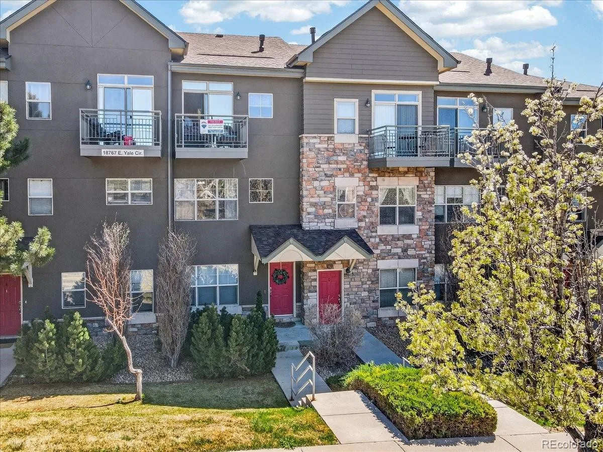 18767 E Yale Circle #B Aurora CO 80013 | MLS #REC9116711 07162026224109 1200 31