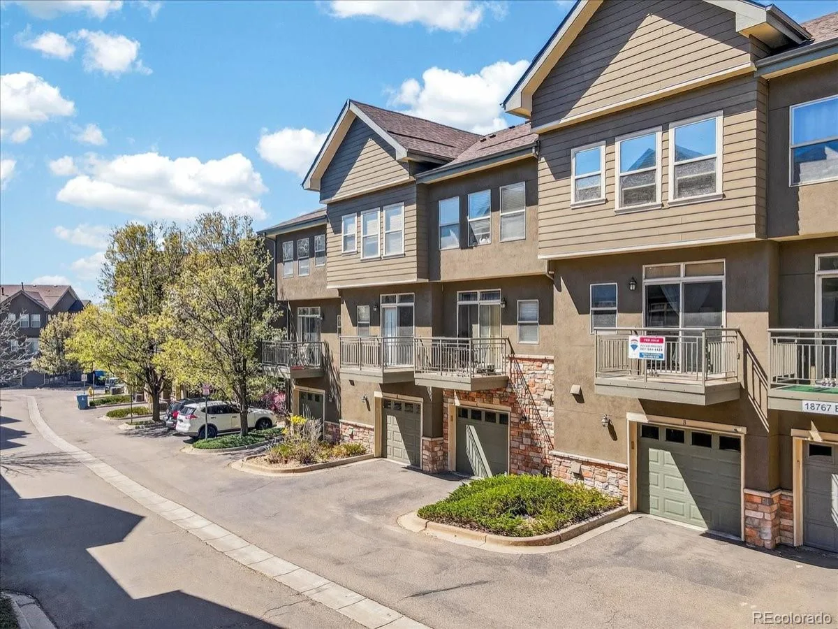 18767 E Yale Circle #B Aurora CO 80013 | MLS #REC9116711 07162026224109 1200 36
