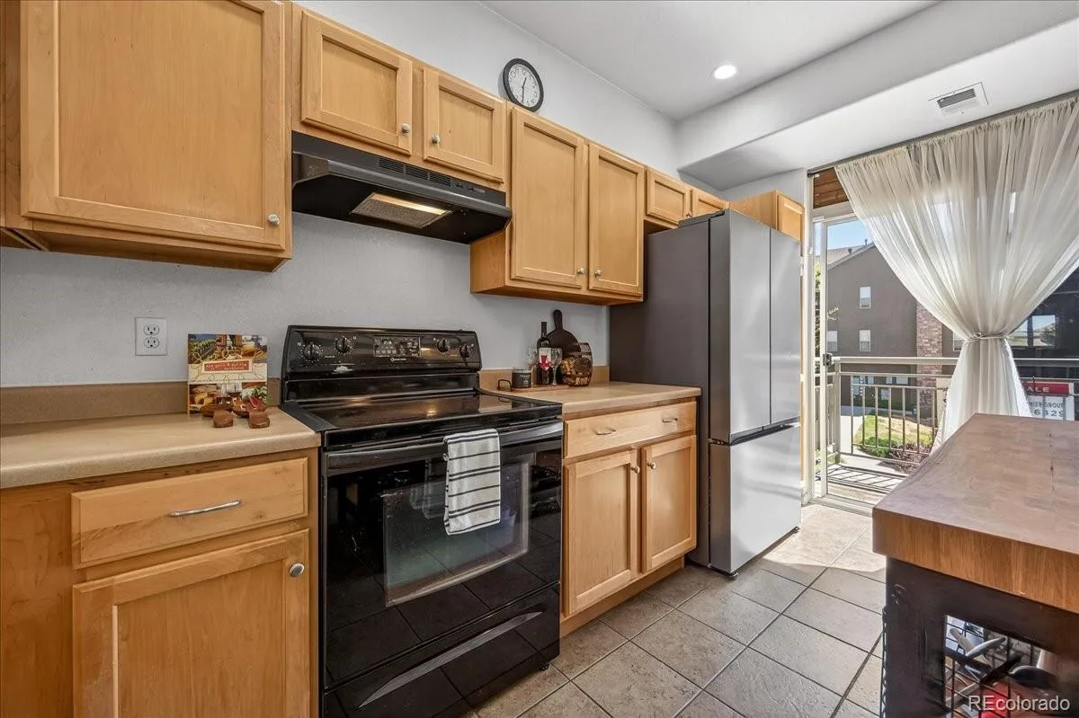 18767 E Yale Circle #B Aurora CO 80013 | MLS #REC9116711 07162026224109 1200 8