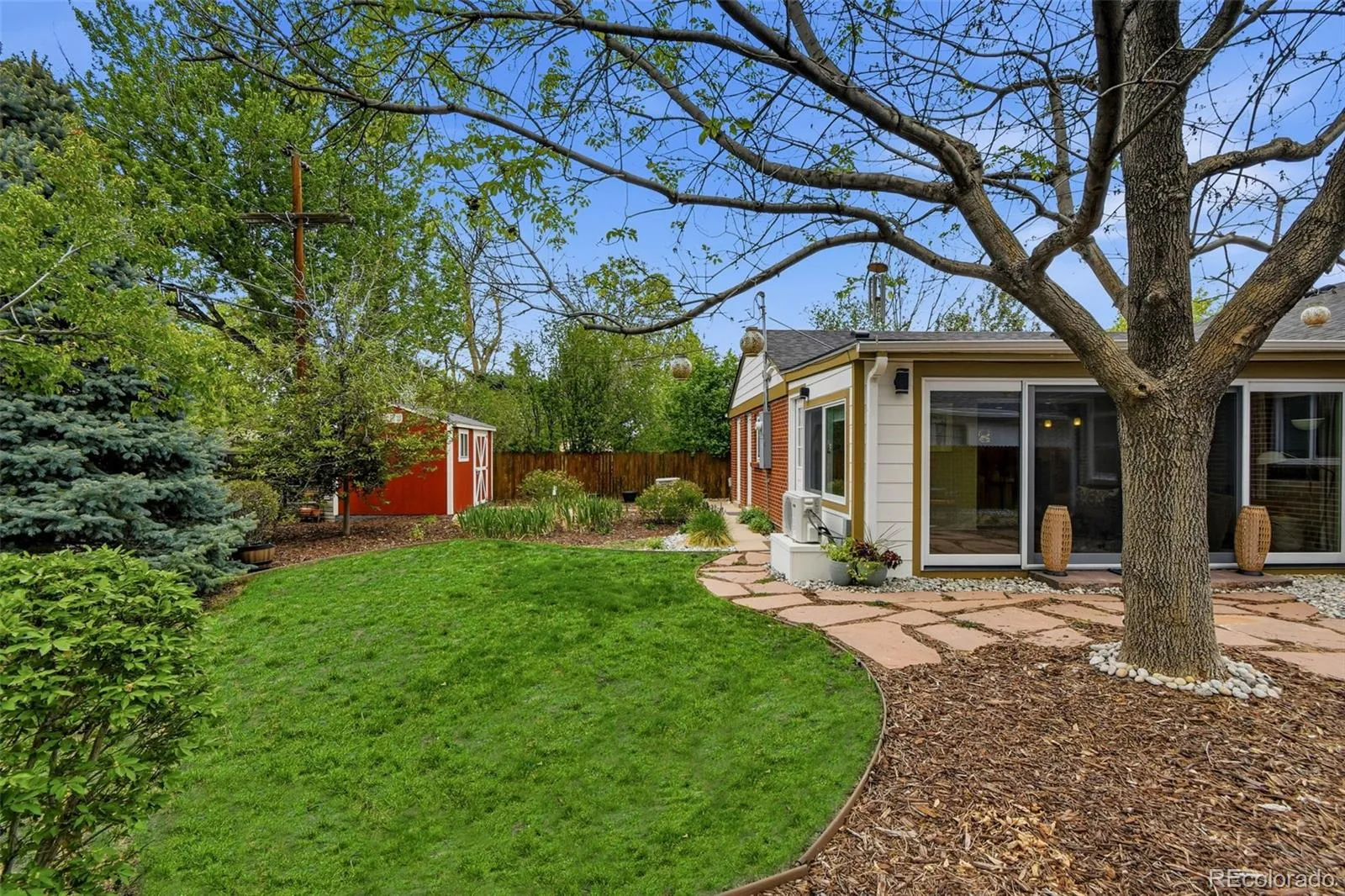 221 Oneida Street Denver CO 80220 MLS #REC9116722 05062026215140 1600 23