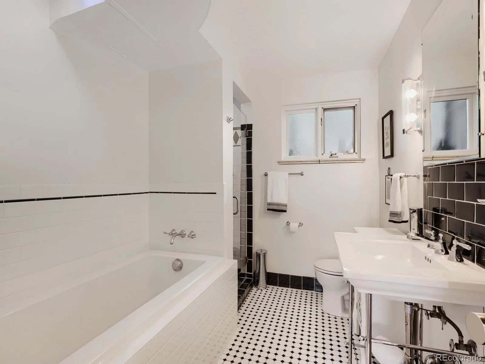 1190 Olive Street Denver CO 80220 | MLS #REC9116756 08122026190940 1600 25
