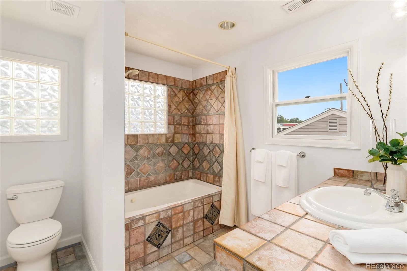 3481 S Elm Street Denver CO 80222 | MLS #REC9117979 07182026005009 1600 26