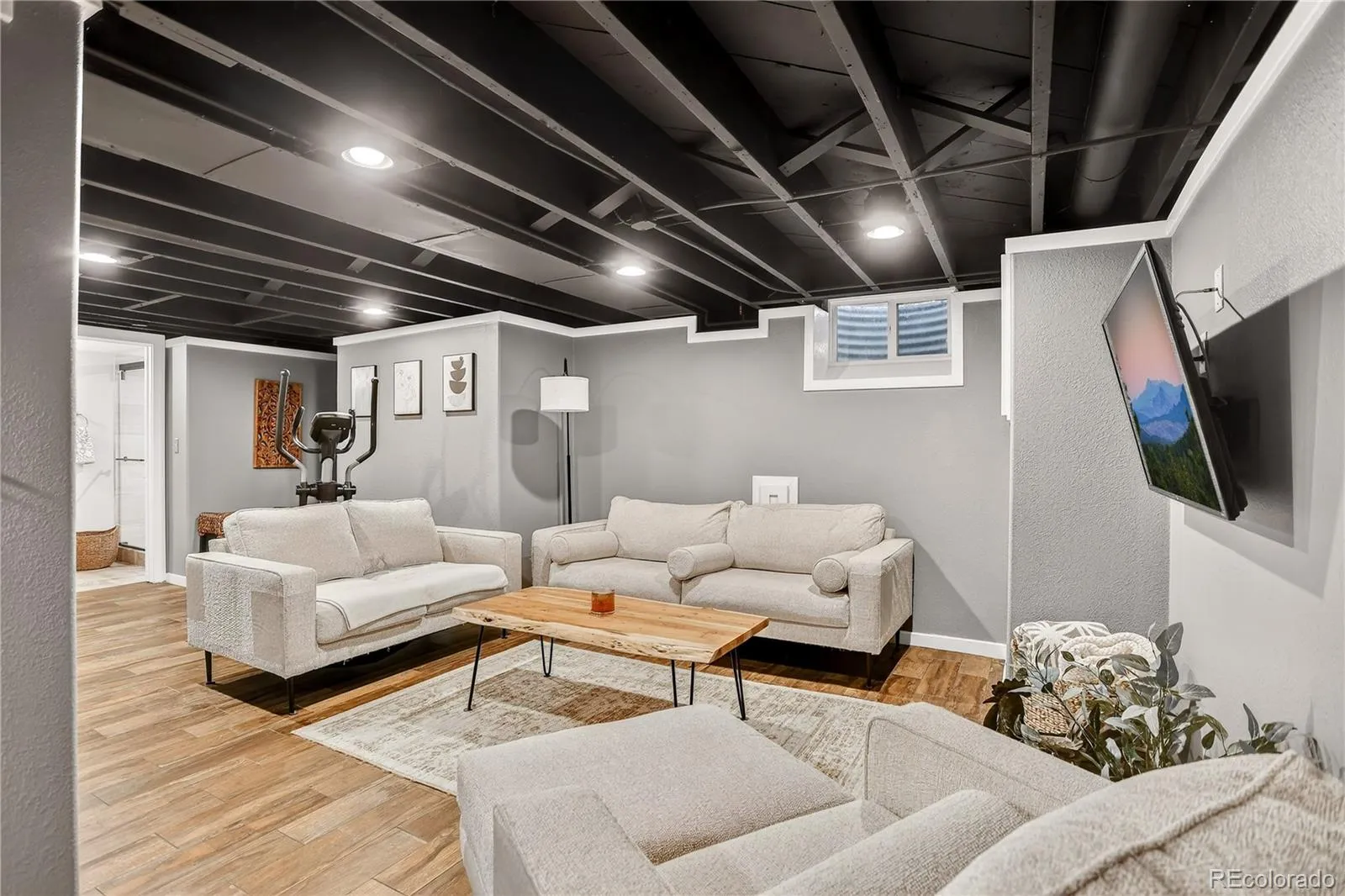 04172026141205 1600 23