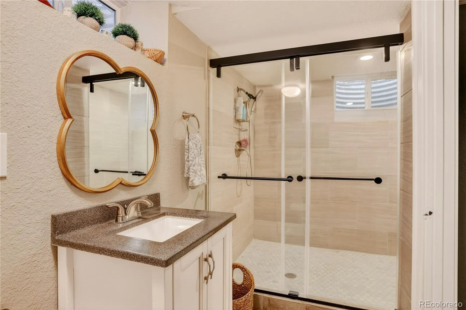 04172026141205 1600 30