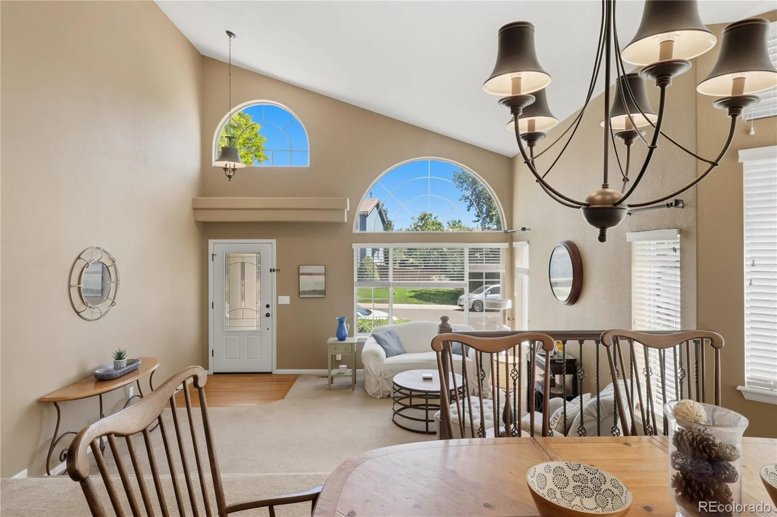 9177 Anasazi Indian Trail Highlands Ranch CO 80129 | MLS #REC9119769 08052026155420 1600 23
