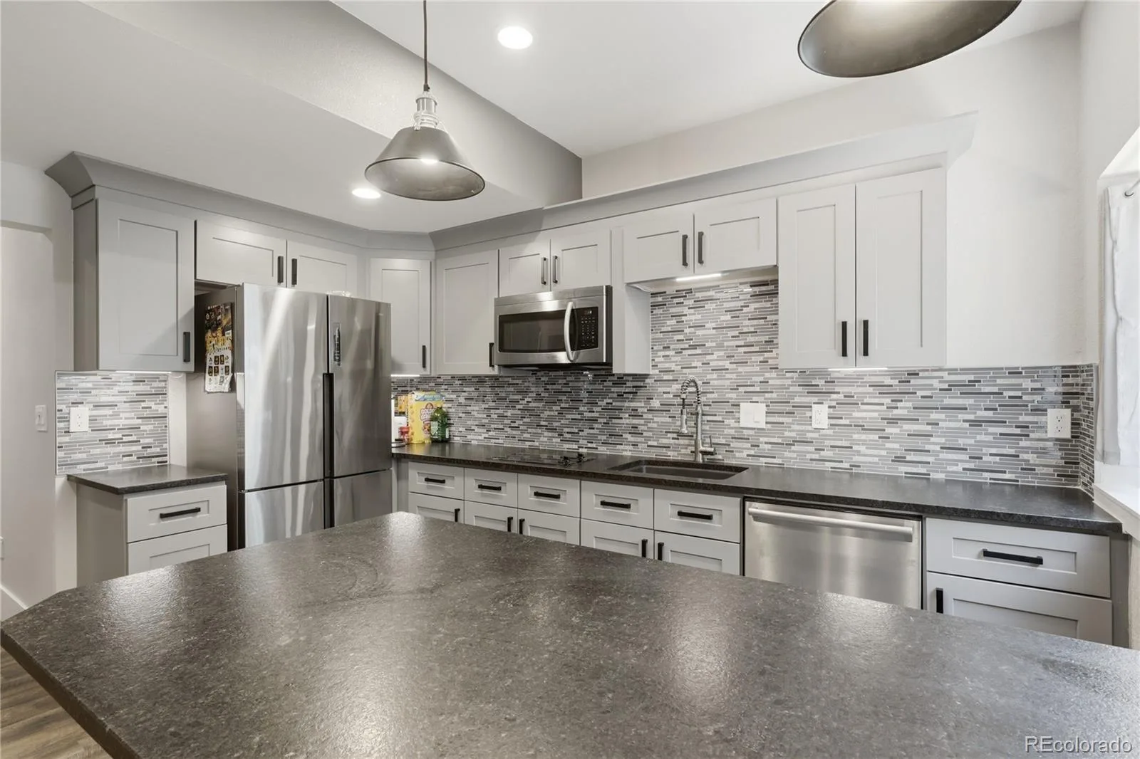 9177 Anasazi Indian Trail Highlands Ranch CO 80129 | MLS #REC9119769 08052026155420 1600 34