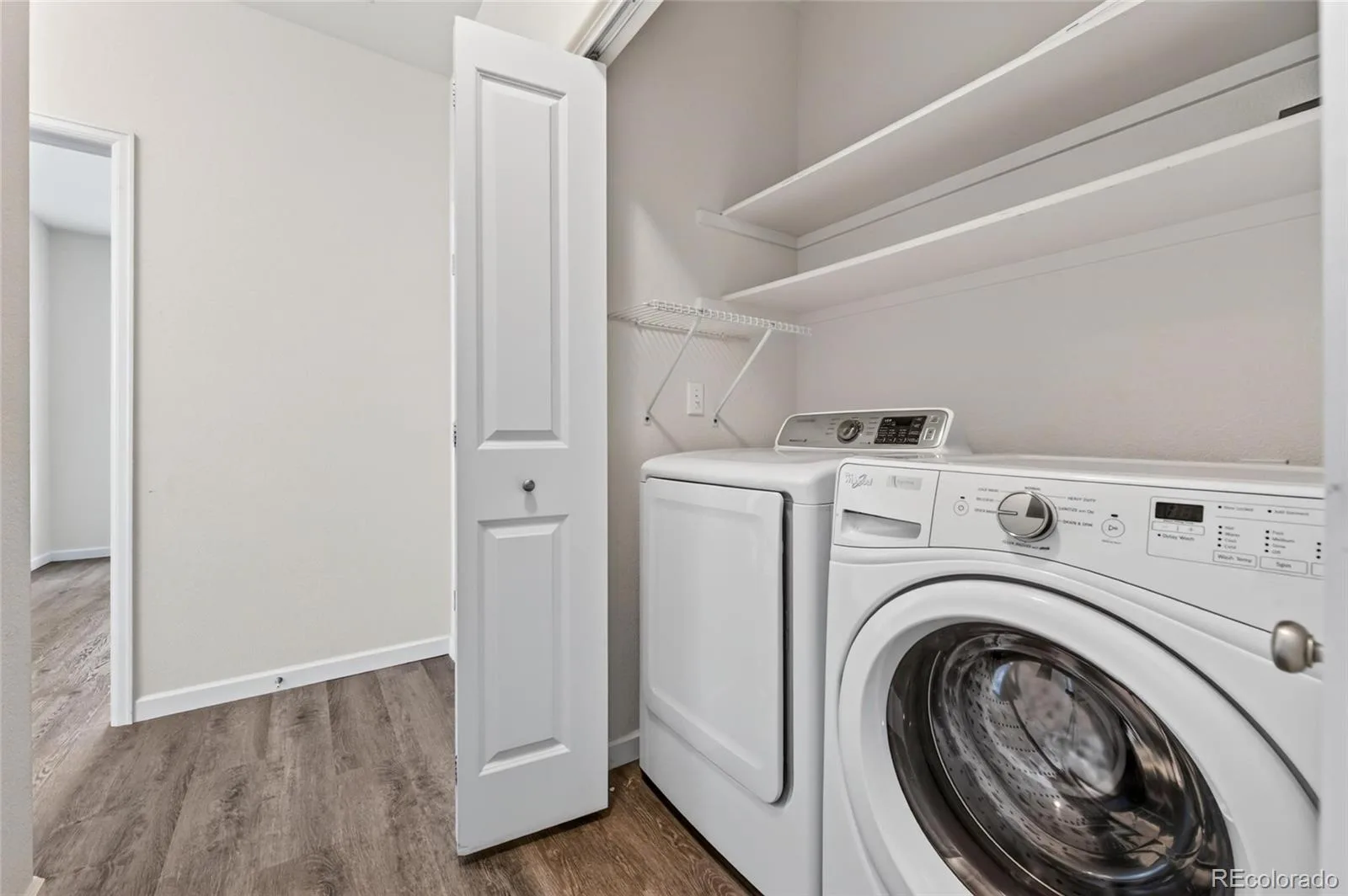 4054 S Crystal Circle #203 Aurora CO 80014 | MLS #REC9120942 08282026060129 1600 16