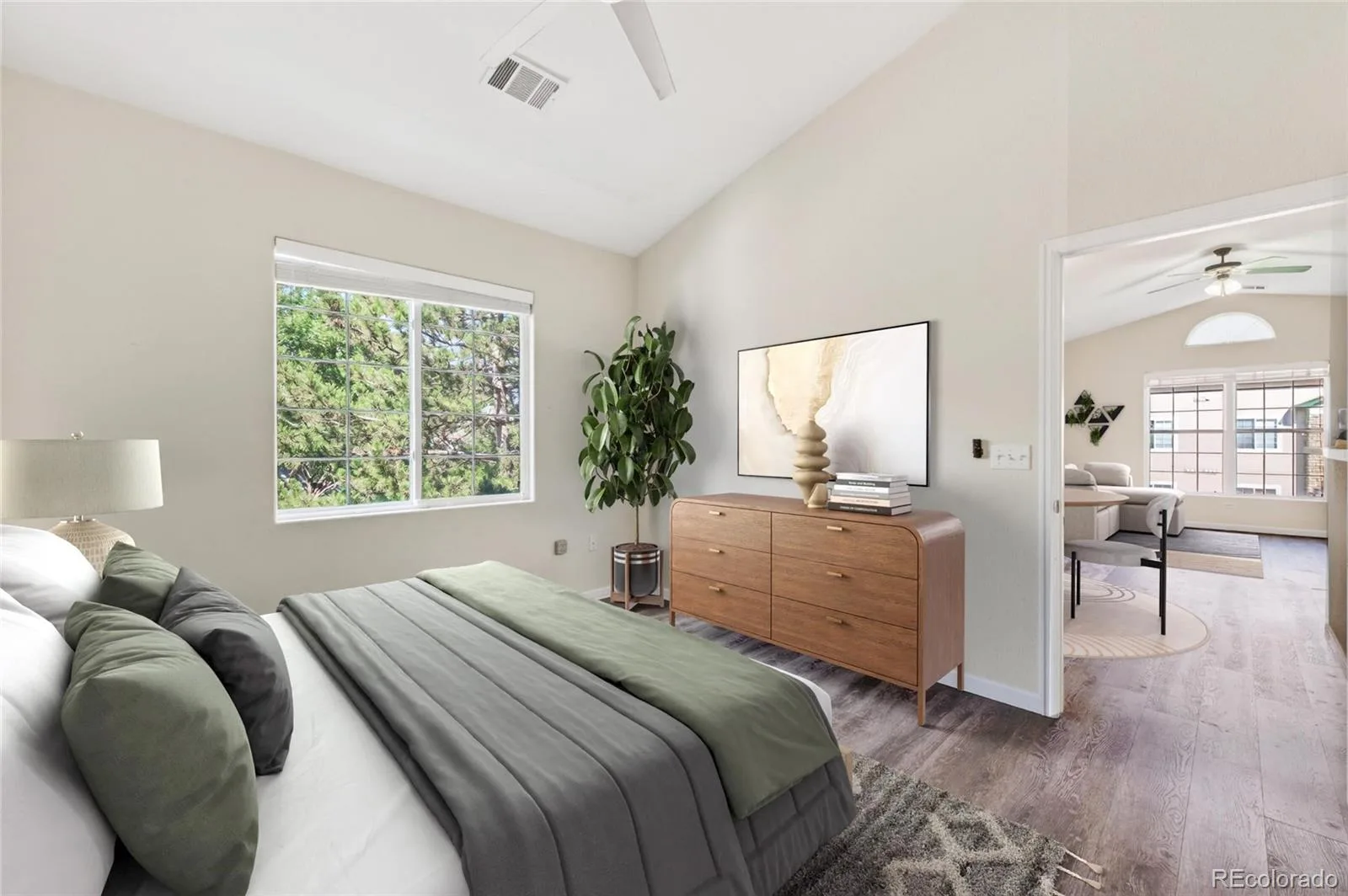 4054 S Crystal Circle #203 Aurora CO 80014 | MLS #REC9120942 09222026141921 1600 14