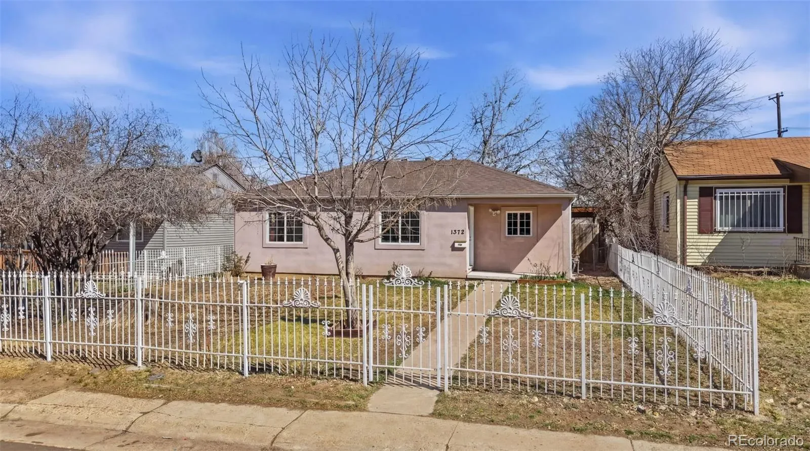 1372 Lima Street Aurora CO 80010 MLS #REC9122389 03252026012013 1600 28