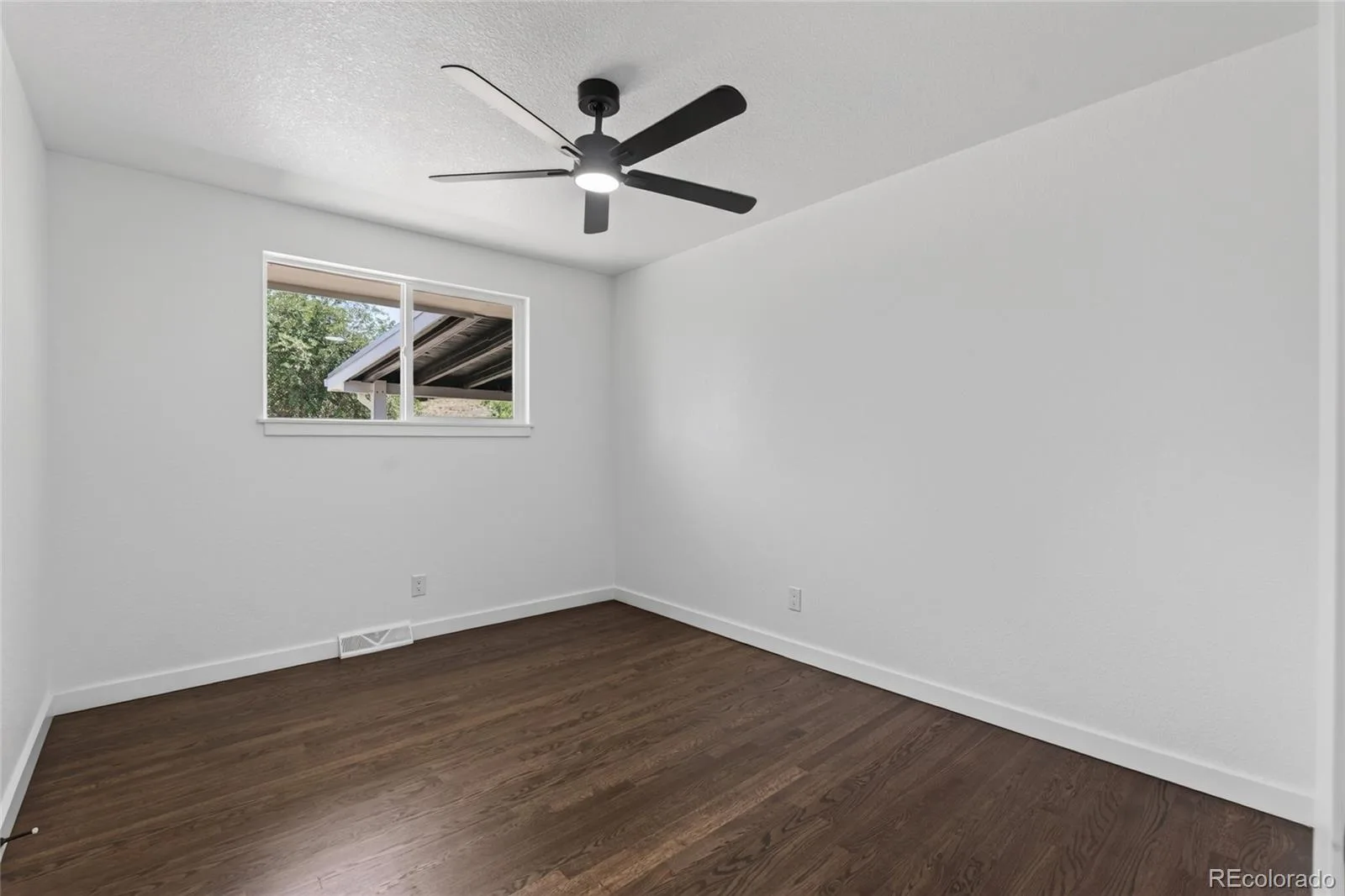 8596 Sheridan Court Arvada CO 80003 | MLS #REC9124538 08192026195730 1600 15