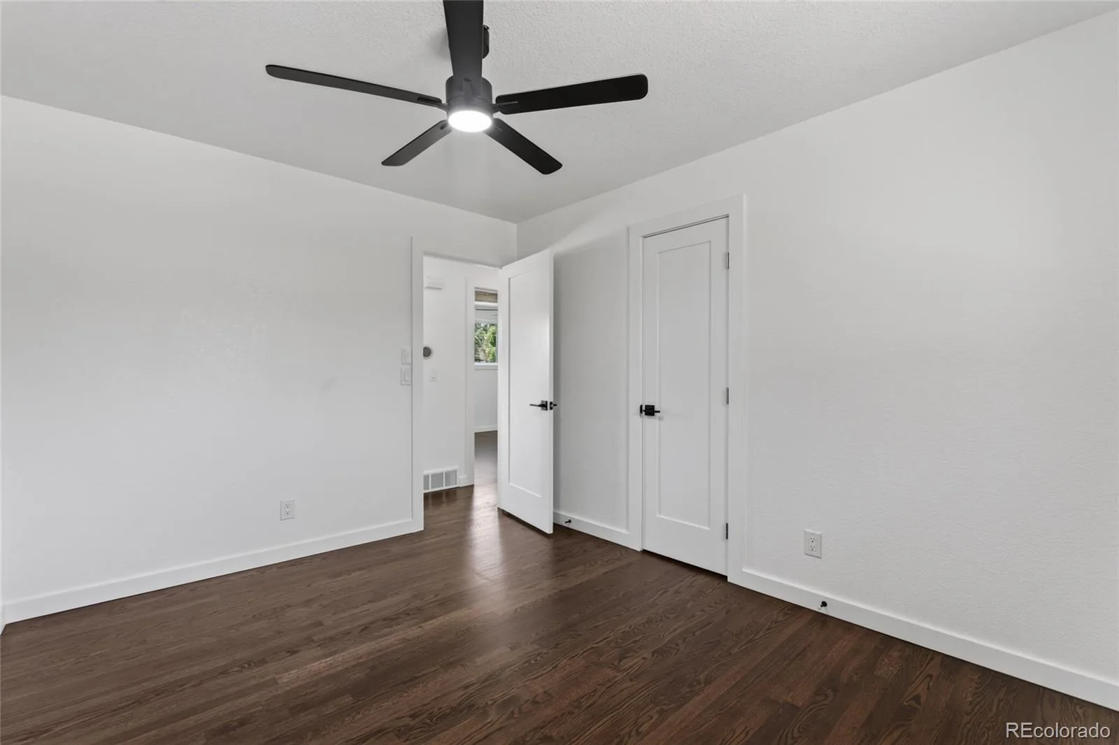 8596 Sheridan Court Arvada CO 80003 | MLS #REC9124538 08192026195730 1600 16
