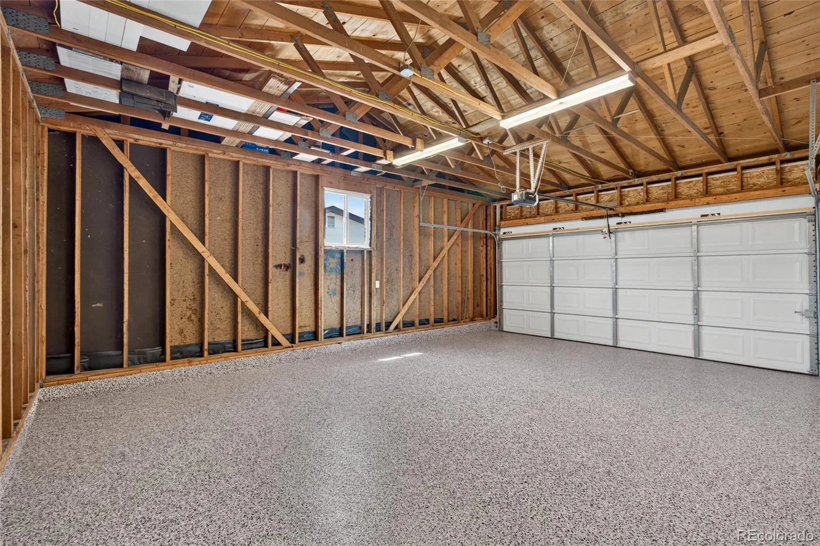 8596 Sheridan Court Arvada CO 80003 | MLS #REC9124538 08192026195730 1600 32
