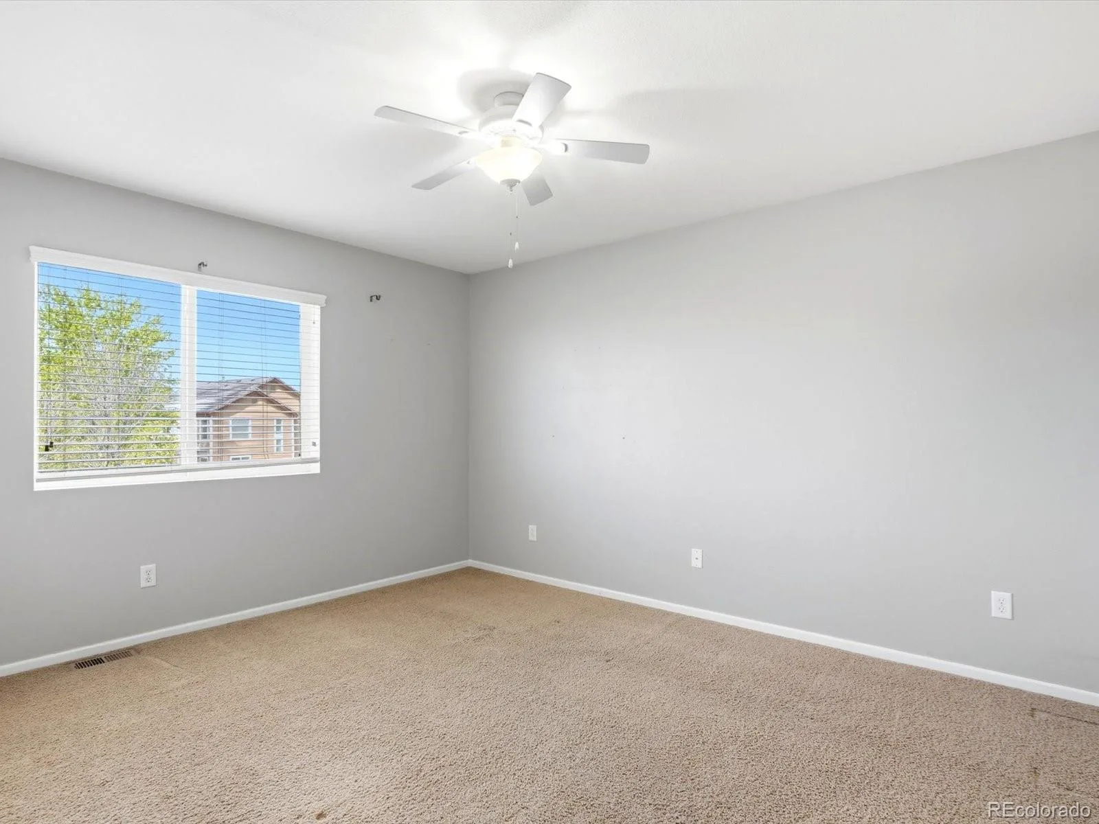 10059 Dillon Circle Commerce City CO 80022 | MLS #REC9124704 06302026183750 1600 25