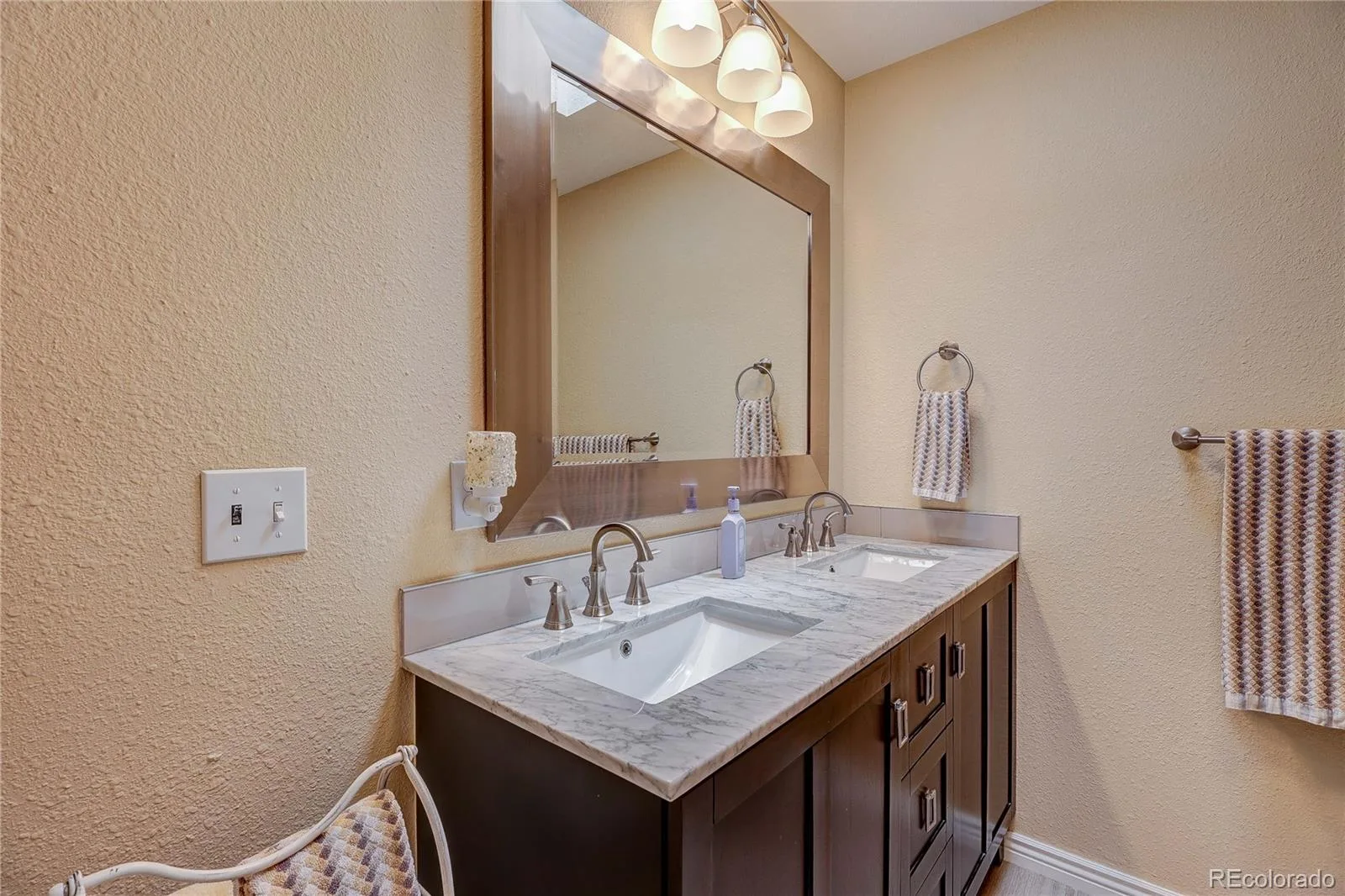 5394 S Cimarron Road Littleton CO 80123 MLS #REC9126027 06082026211326 1600 22
