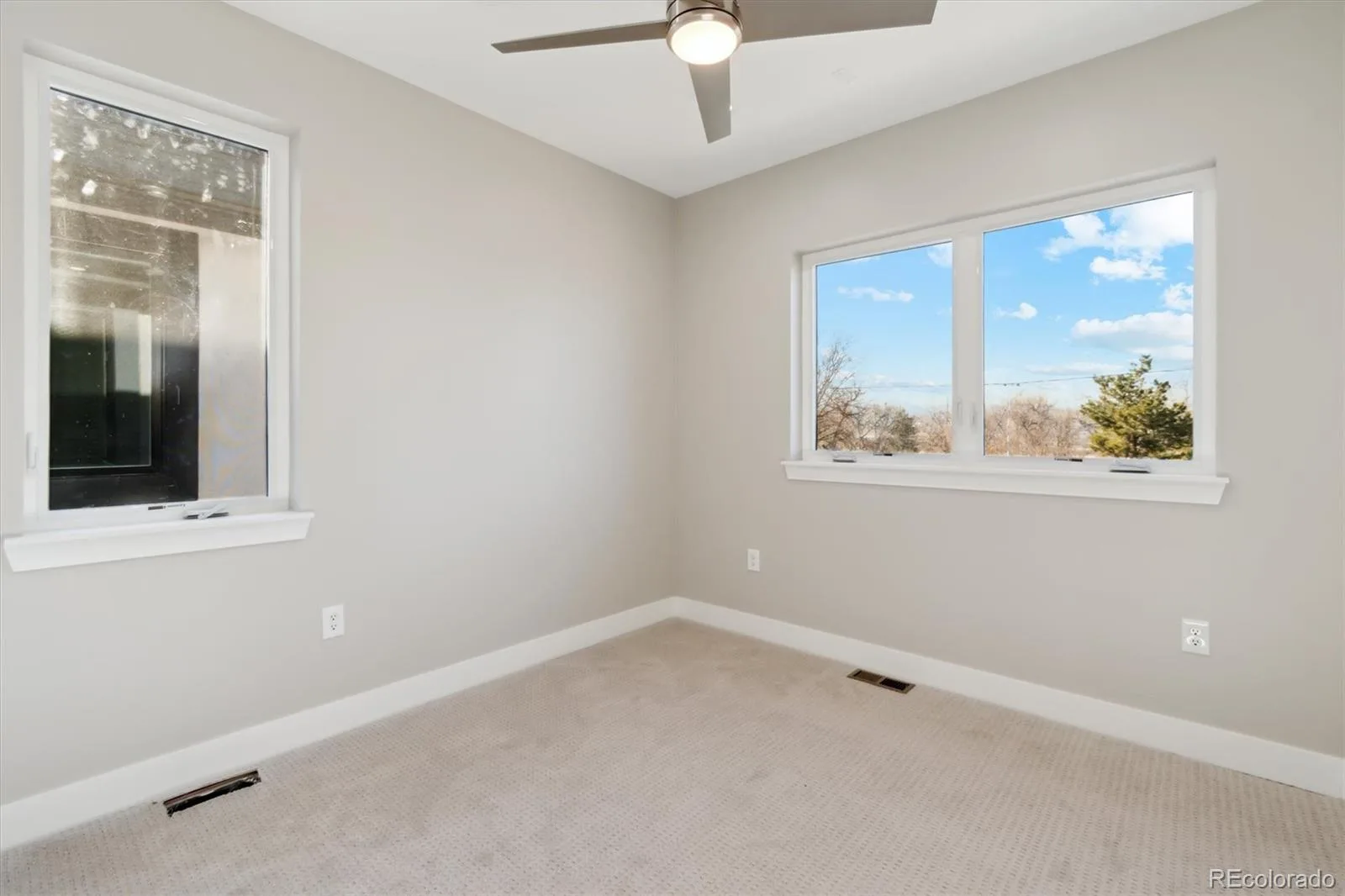 2317 S Galapago Street Denver CO 80223 MLS #REC9129950 06012026191503 1600 27