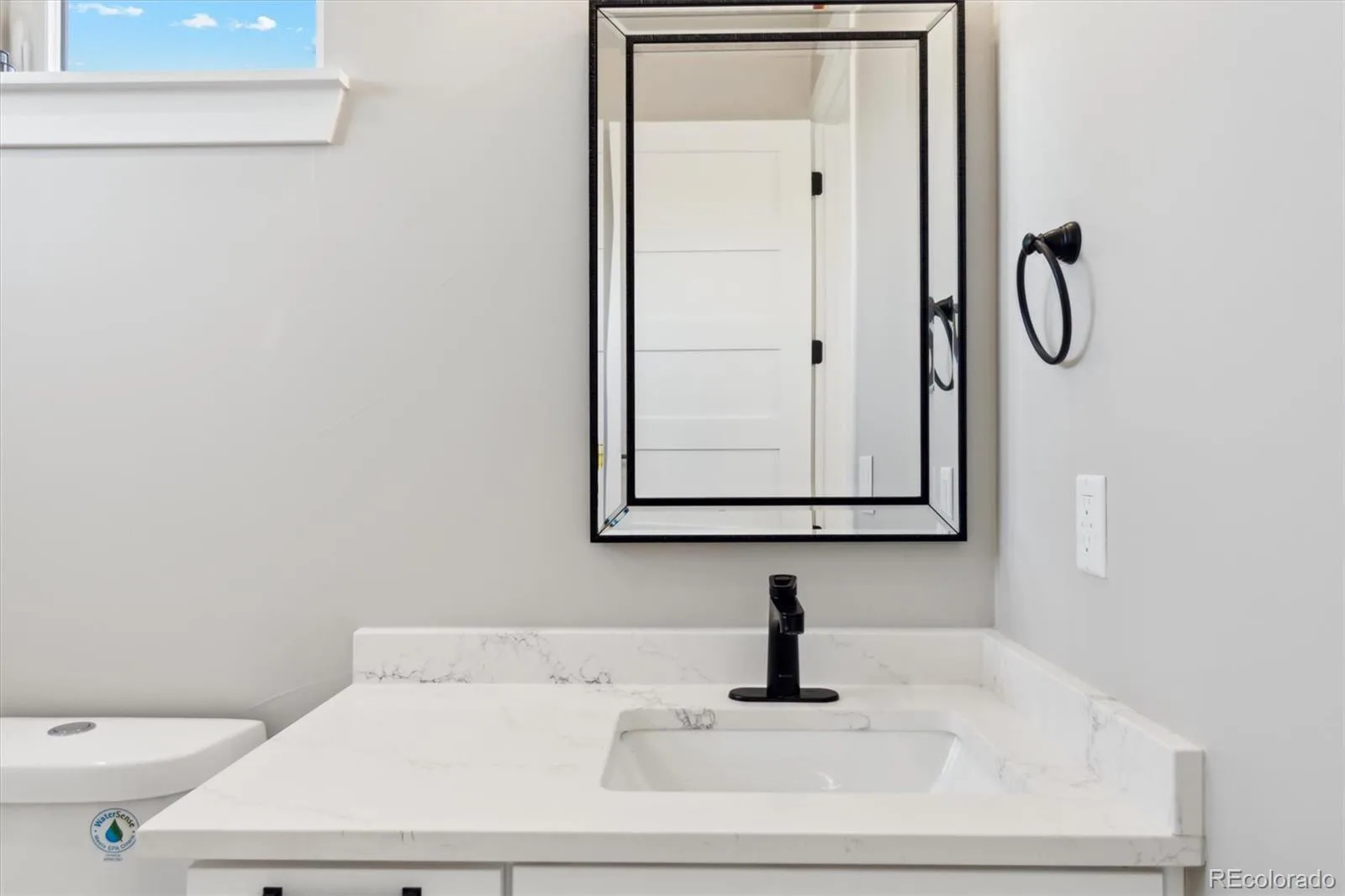 2317 S Galapago Street Denver CO 80223 MLS #REC9129950 06012026191503 1600 28