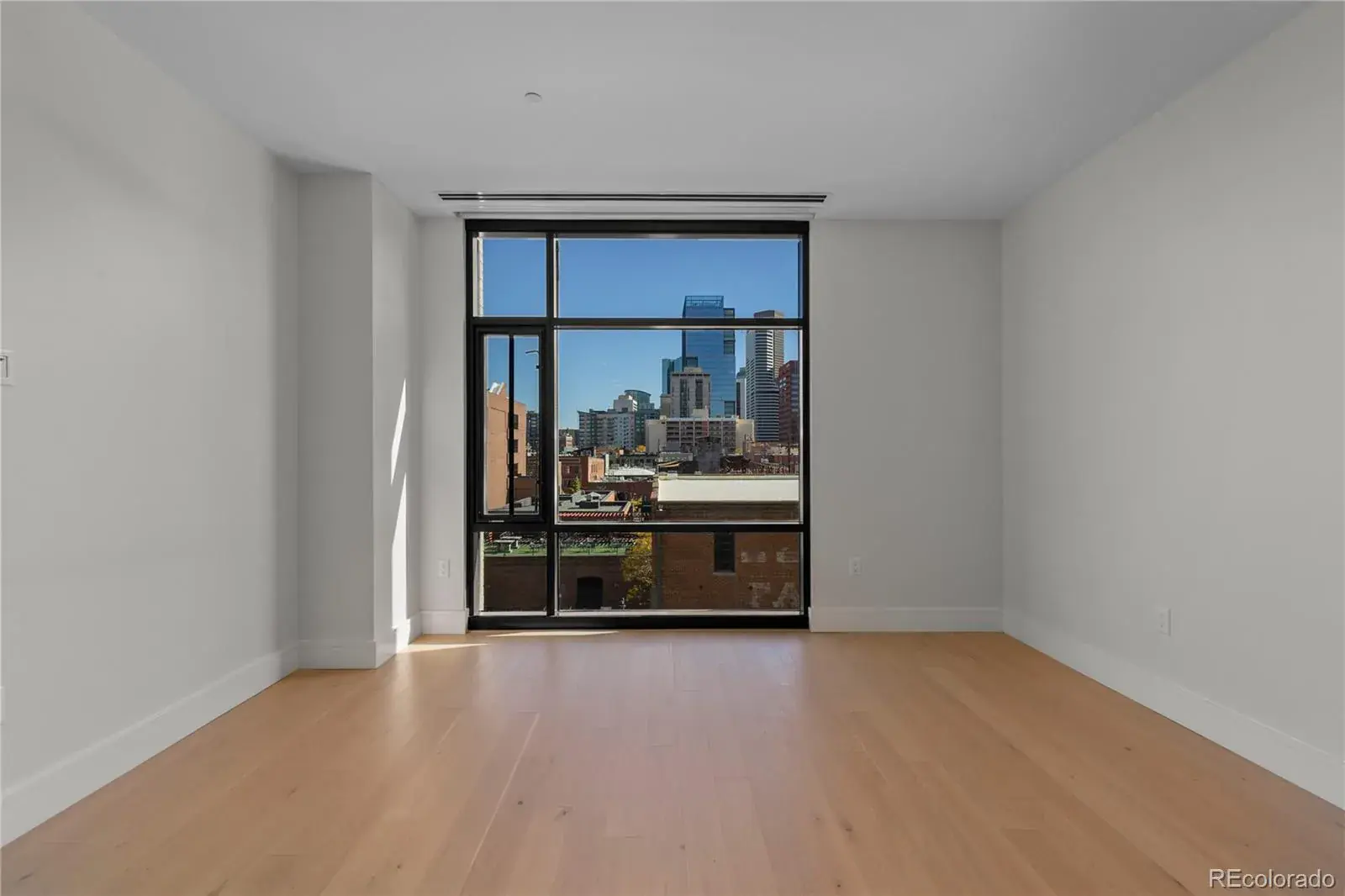 10242025023627 1600 20