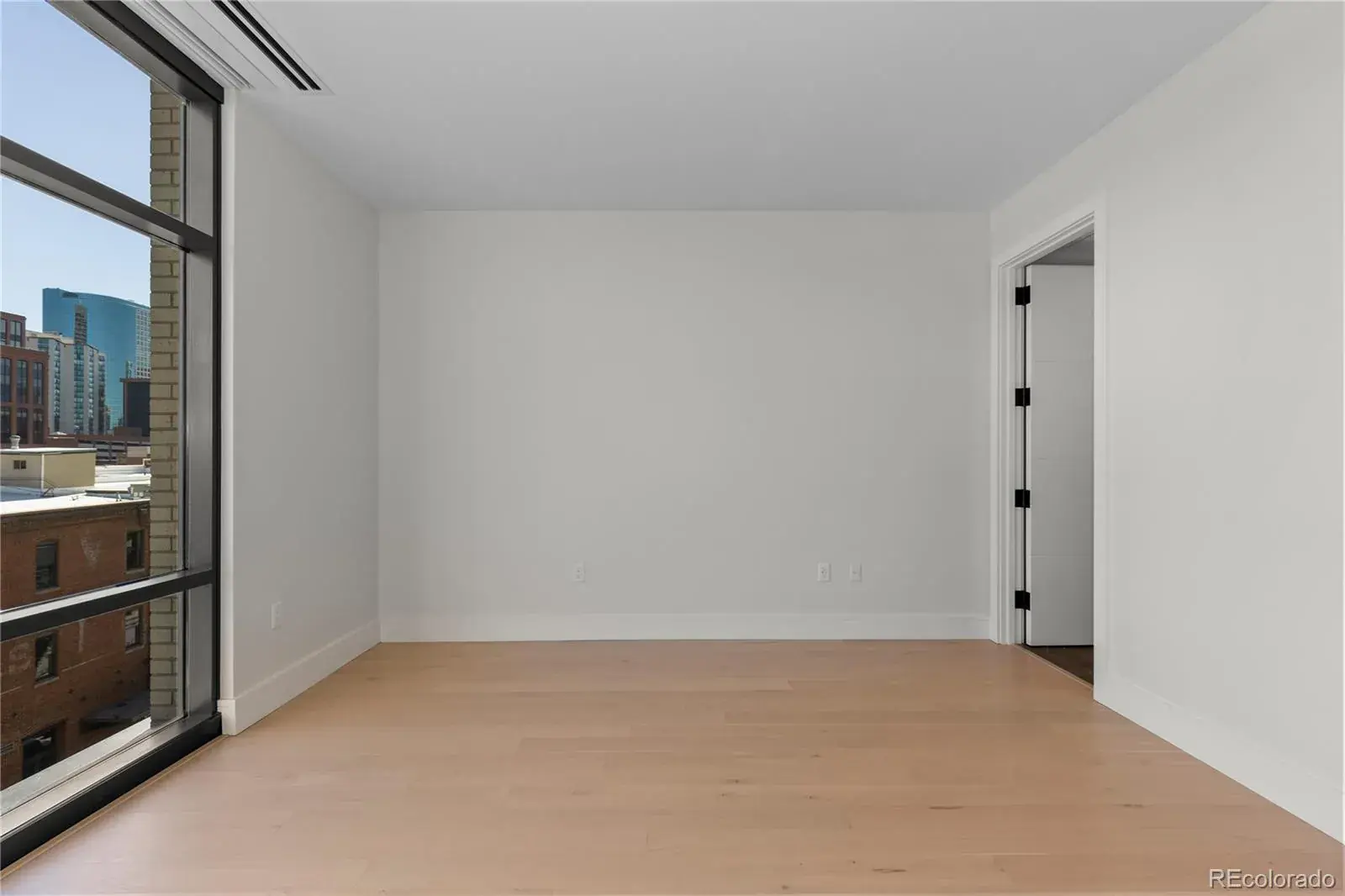 10242025023627 1600 21