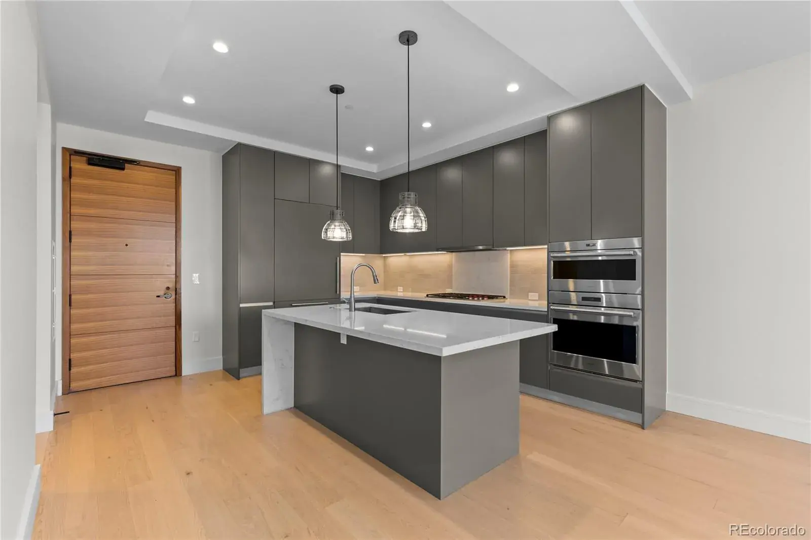 10242025023627 1600 6