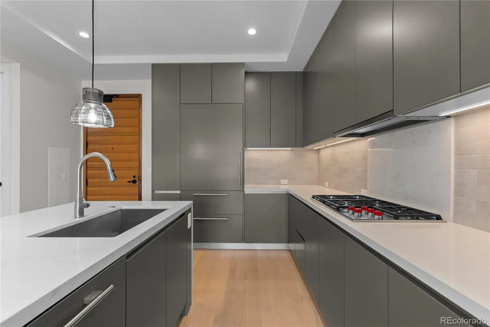 10242025023627 1600 9