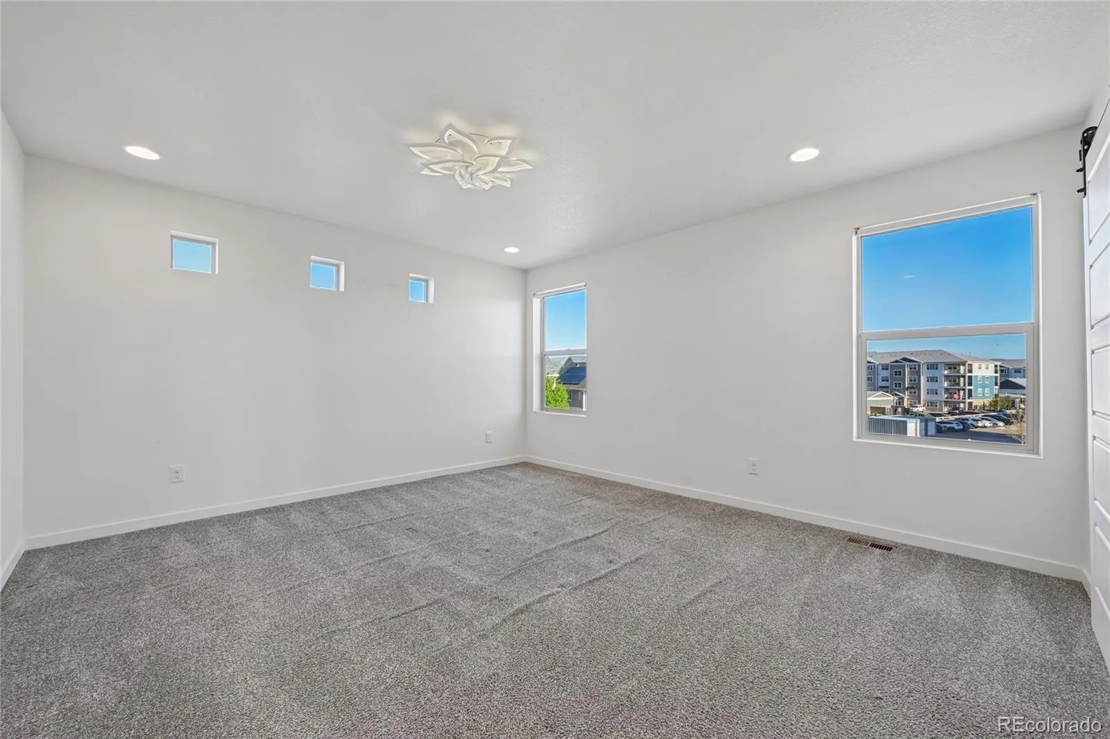 17909 E 54th Avenue Denver CO 80249 MLS #REC9134250 04232026175923 1600 21