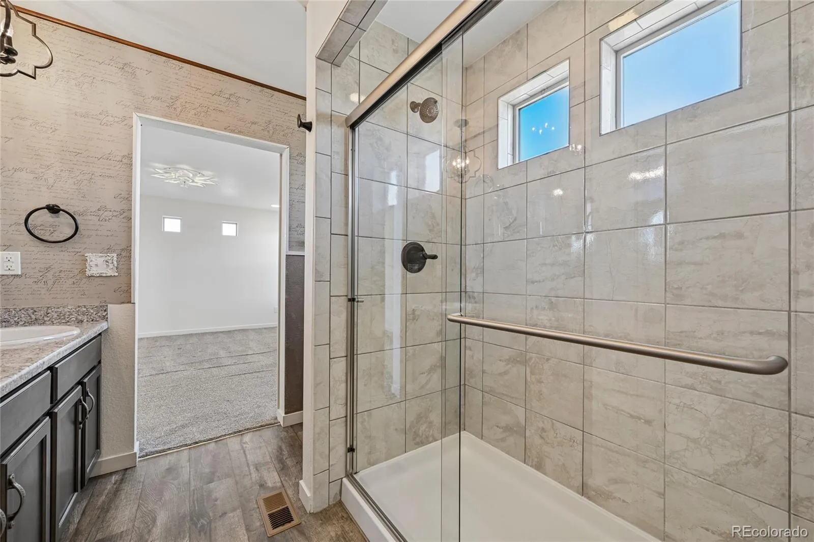 17909 E 54th Avenue Denver CO 80249 MLS #REC9134250 04232026175923 1600 29