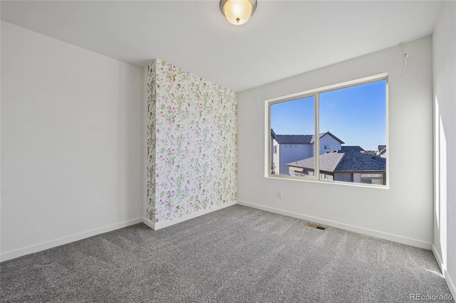 17909 E 54th Avenue Denver CO 80249 MLS #REC9134250 04232026175923 1600 35