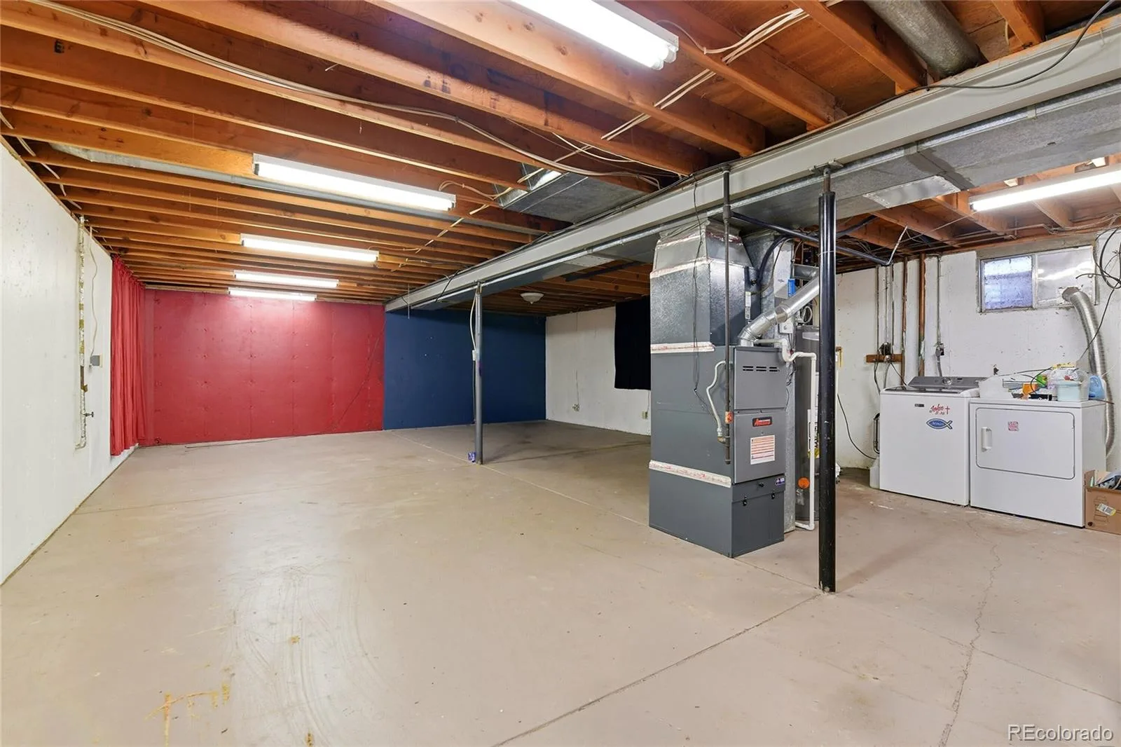 12374 Olmsted Drive Denver CO 80239 | MLS #REC9135408 06112026205840 1600 10
