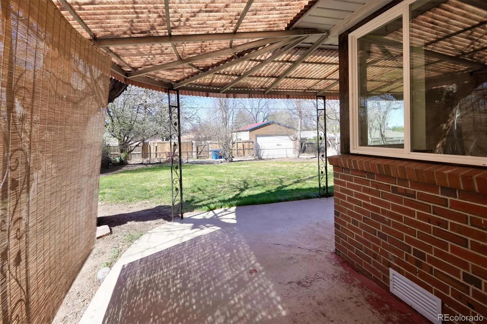 1317 Geneva Street Aurora CO 80010 MLS #REC9139366 04162026233602 1600 19