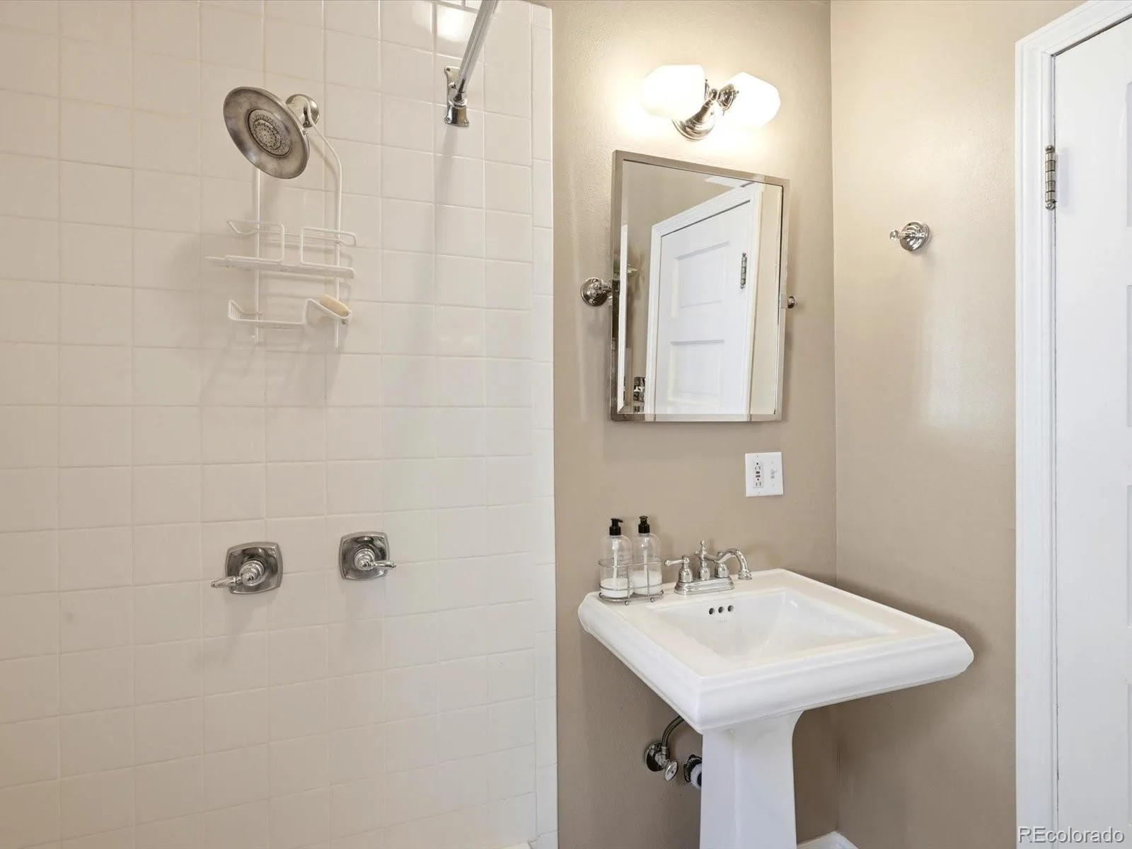 612 S Pennsylvania Street Denver CO 80209 | MLS #REC9139541 09232026235950 1600 14