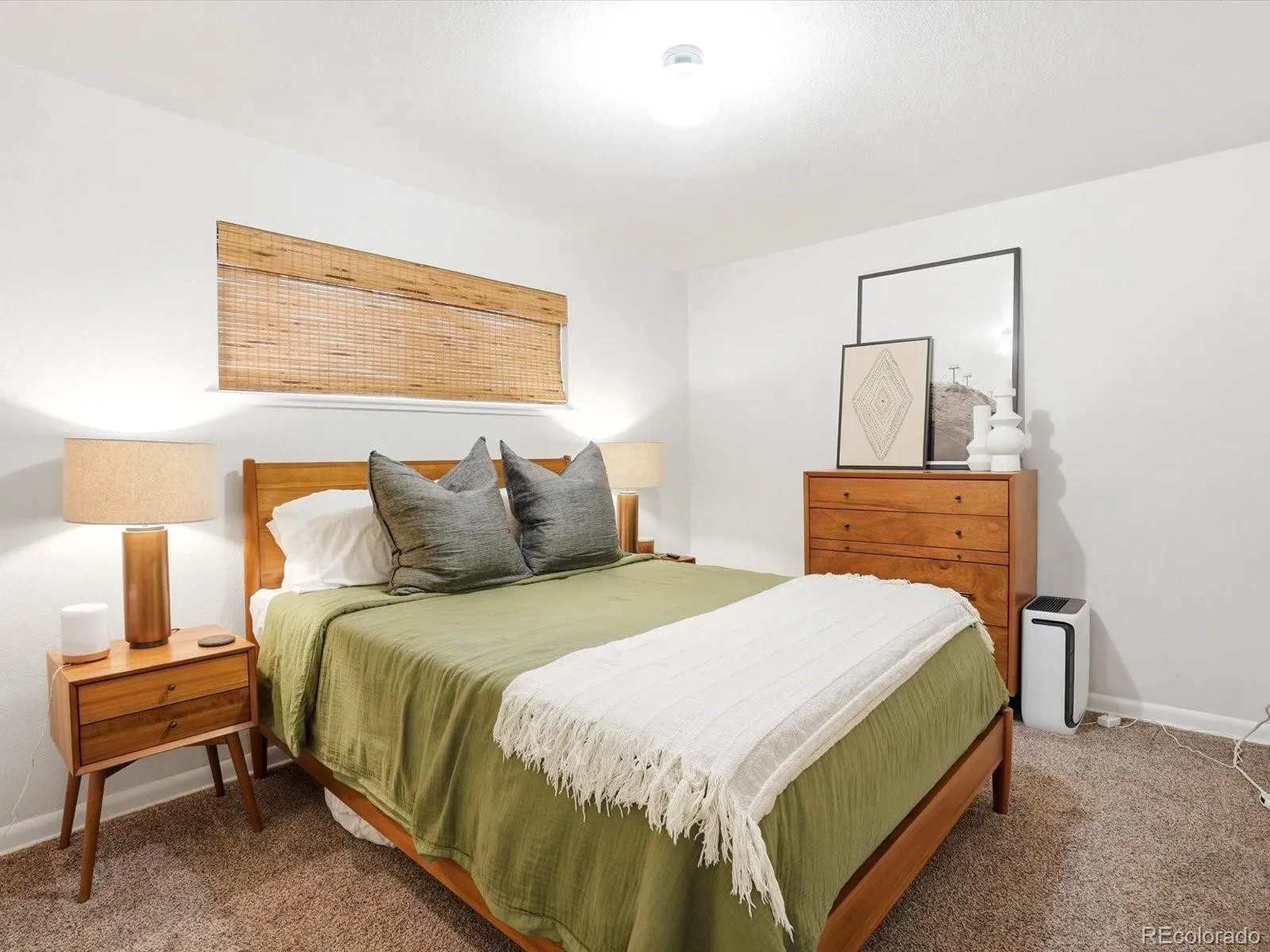 3233 Jasmine Street Denver CO 80207 MLS #REC9140230 05142026171759 1600 13