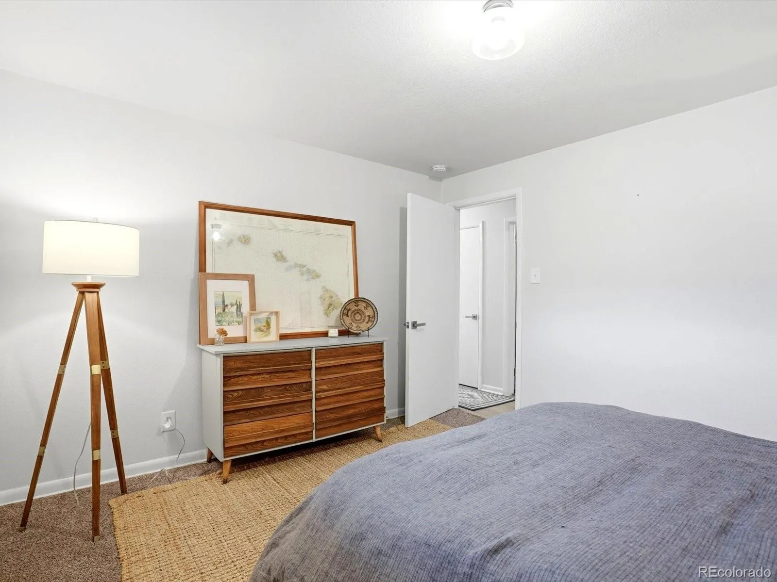 3233 Jasmine Street Denver CO 80207 MLS #REC9140230 05142026171759 1600 16