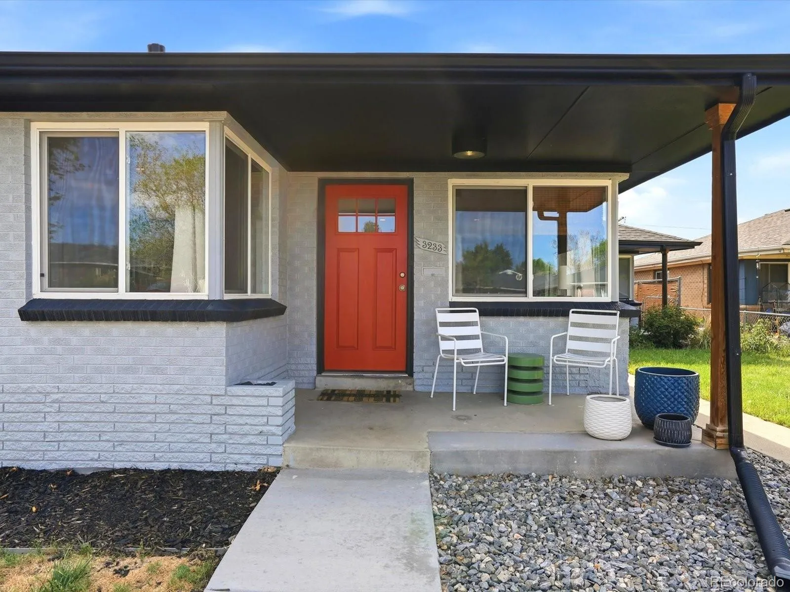 3233 Jasmine Street Denver CO 80207 MLS #REC9140230 05142026171759 1600 23