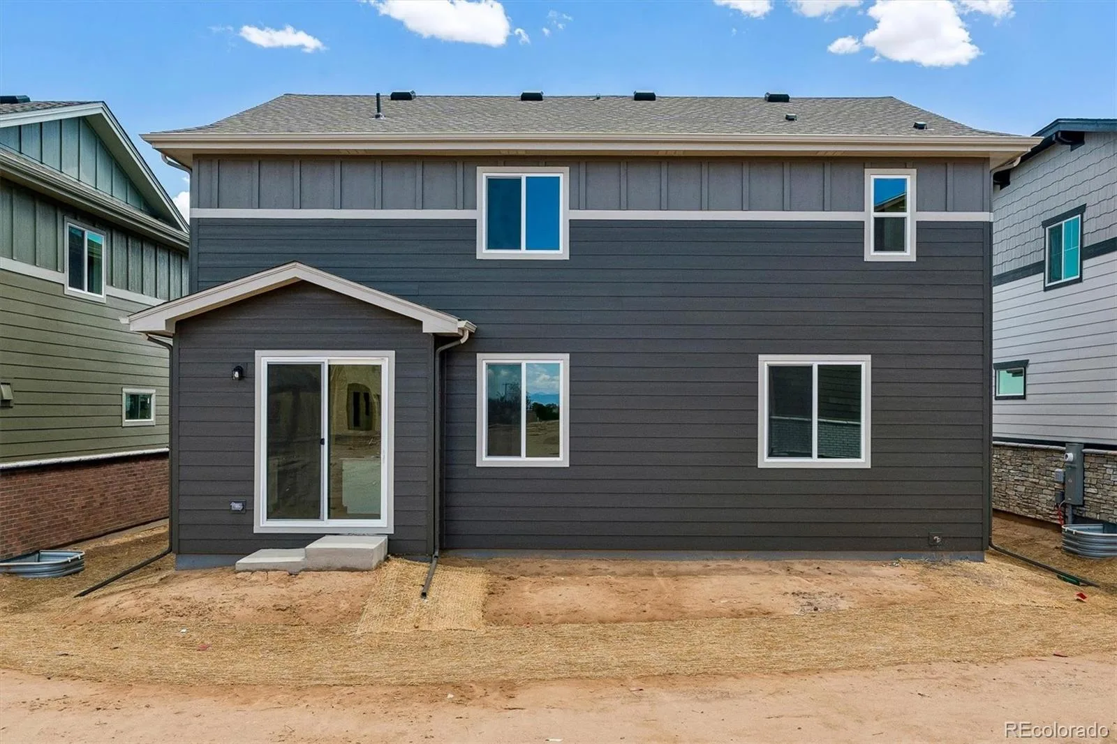 5837 N Ireland Way Aurora CO 80019 | MLS #REC9140513 08052026232614 1600 19