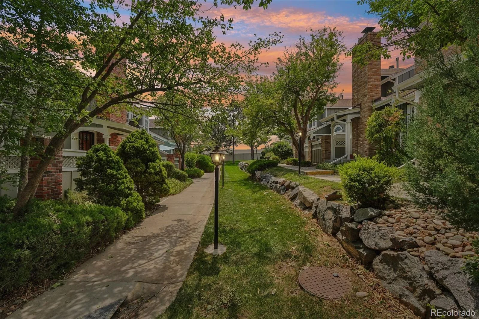 967 S Evanston Circle Aurora CO 80012 | MLS #REC9140625 08122026213107 1600 1