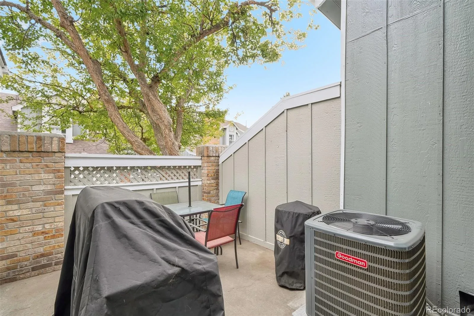 967 S Evanston Circle Aurora CO 80012 | MLS #REC9140625 08122026213107 1600 28