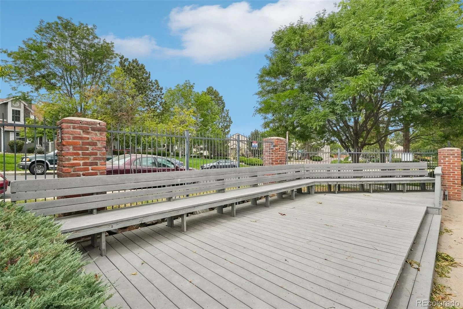 967 S Evanston Circle Aurora CO 80012 | MLS #REC9140625 08122026213107 1600 31