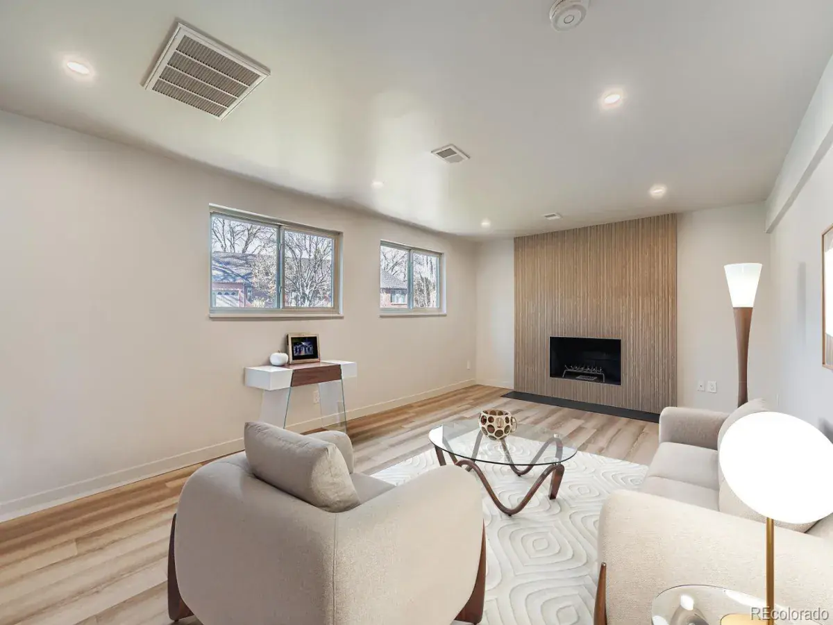 11302025005407 1200 22