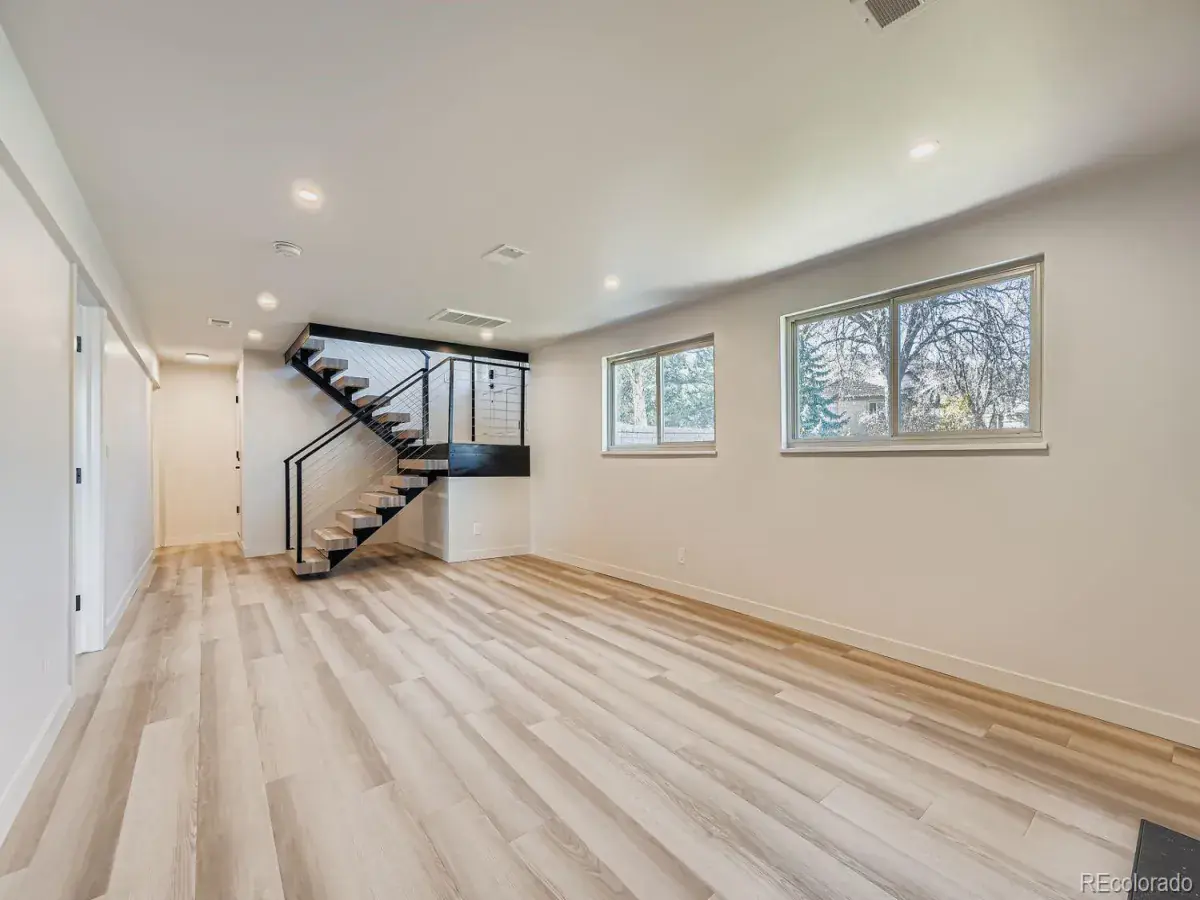 11302025005407 1200 24