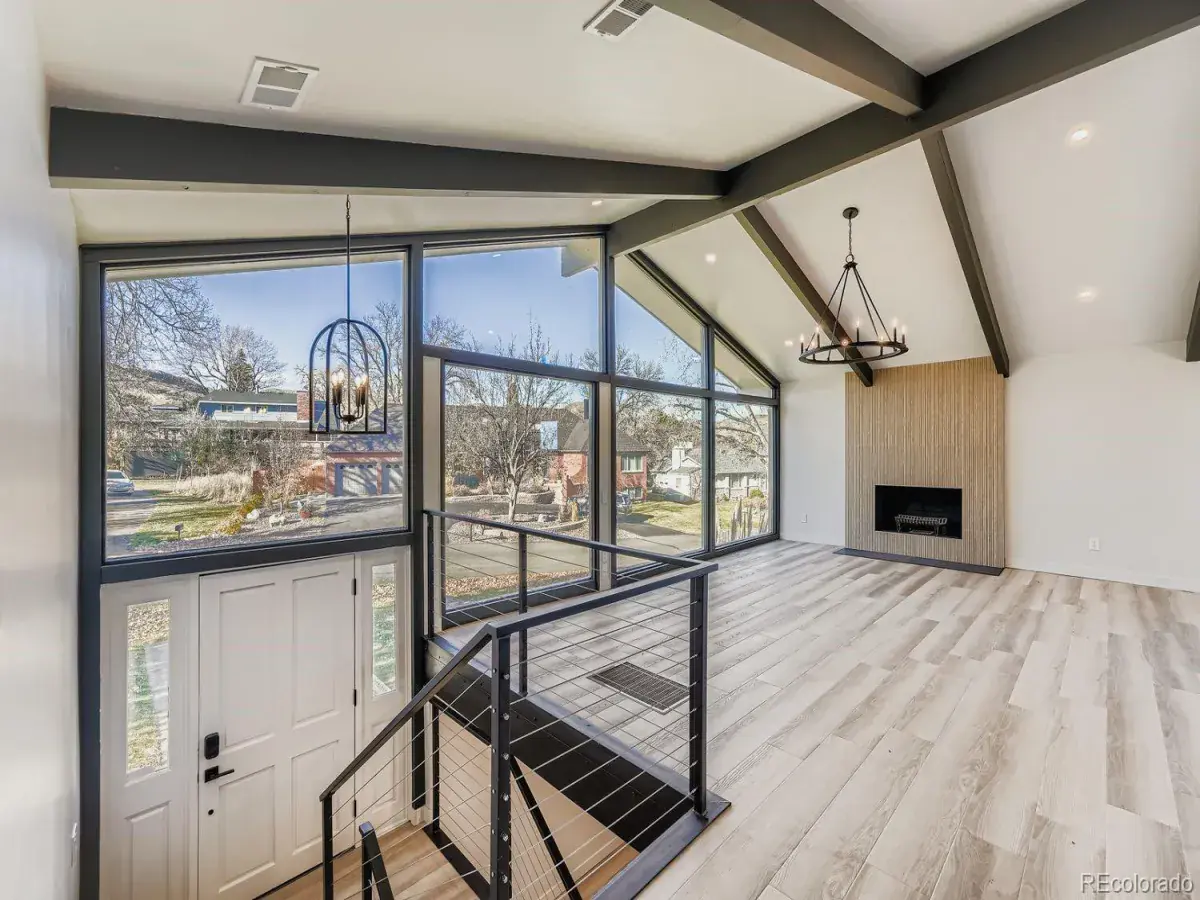 11302025005407 1200 4