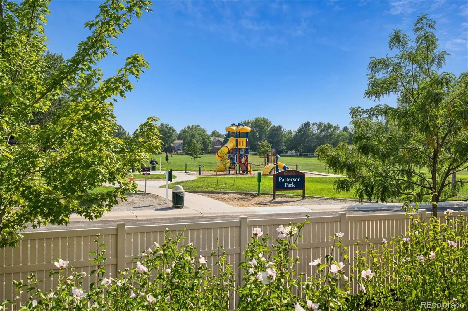 10220 Echo Circle Longmont CO 80504 | MLS #REC9141465 08102026031623 1600 23