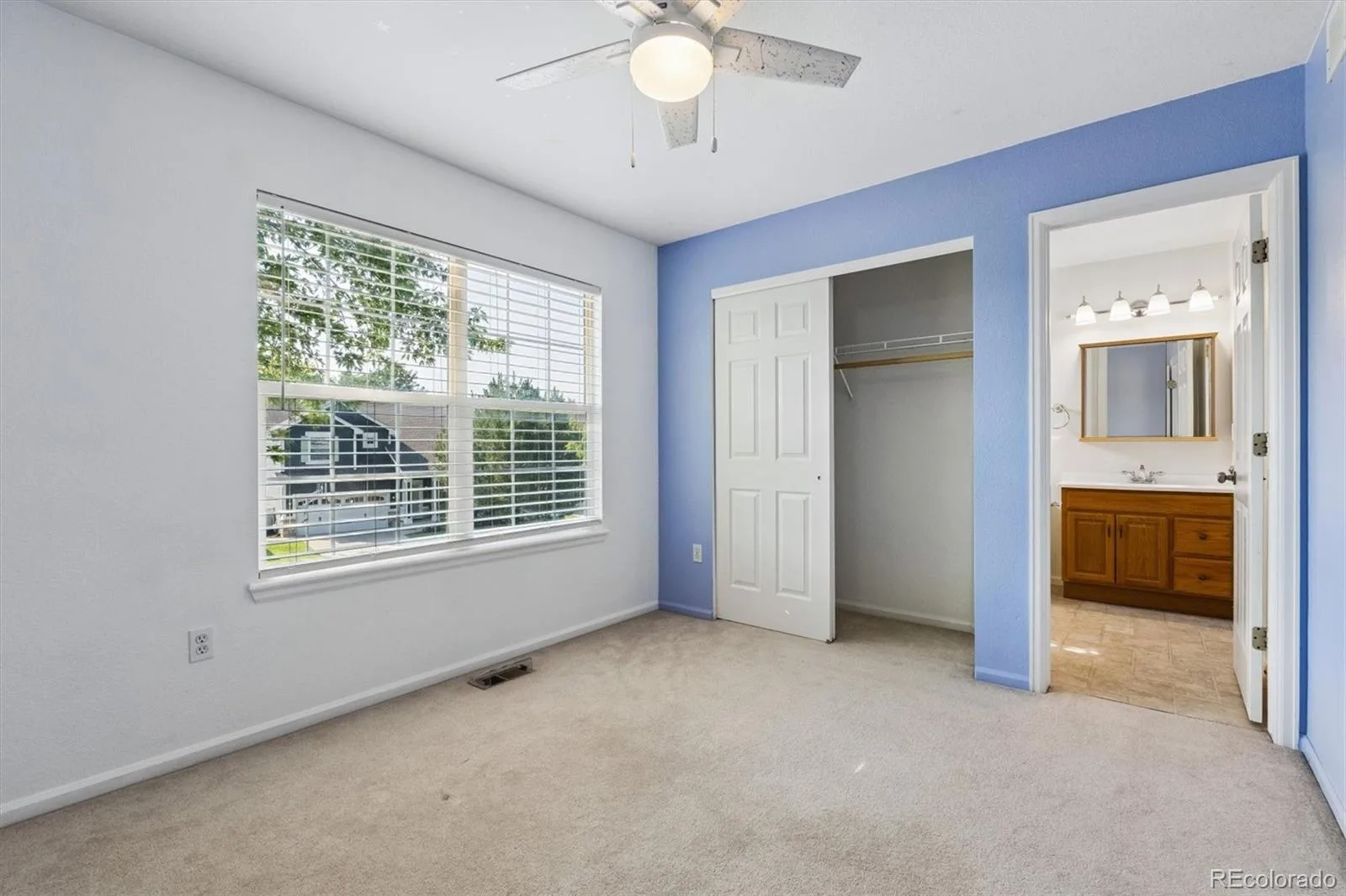 10220 Echo Circle Longmont CO 80504 | MLS #REC9141465 08102026031623 1600 33