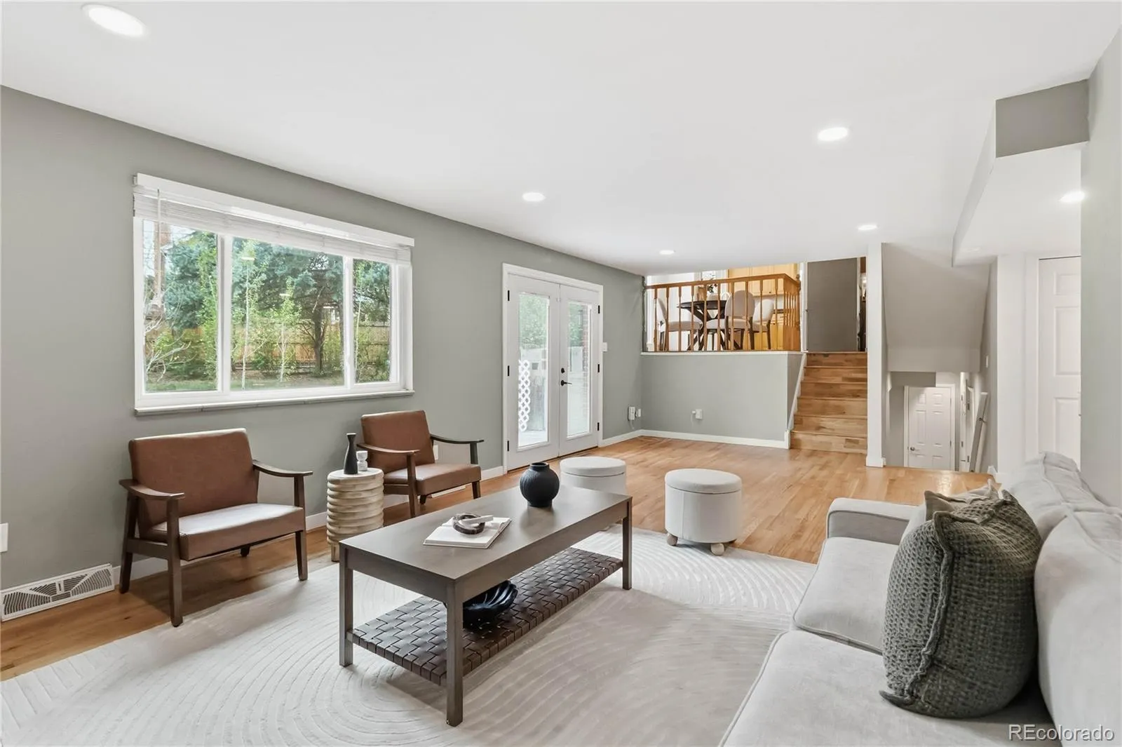 04192026000700 1600 11