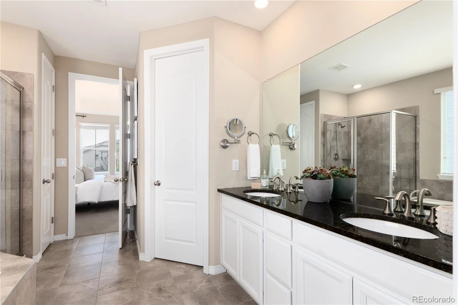 3223 Pacific Peak Drive Broomfield CO 80023 | MLS #REC9143697 08122026201822 1600 31