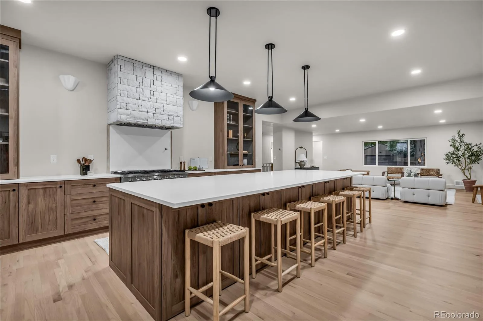 3091 S Holly Place Denver CO 80222 | MLS #REC9144553 08182026174516 1600 14